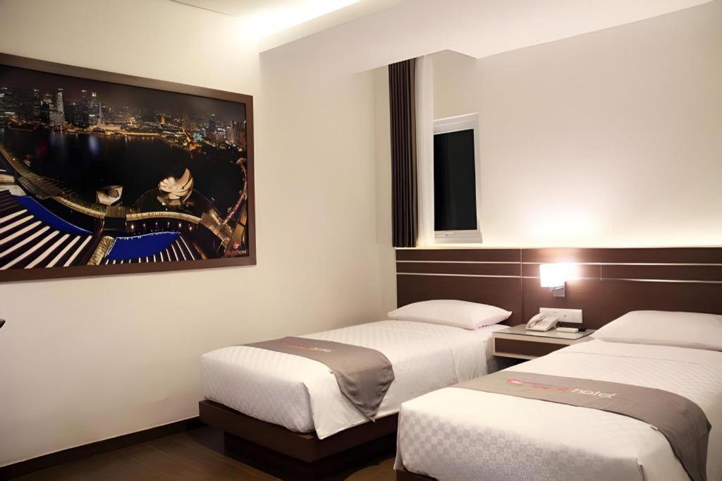 Tanjung Redep Neotel Hotel City Centre מראה חיצוני תמונה