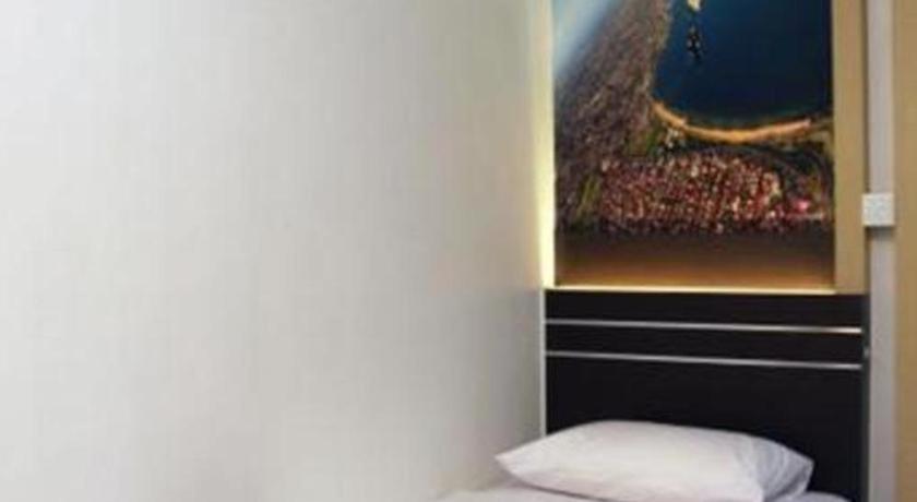 Tanjung Redep Neotel Hotel City Centre מראה חיצוני תמונה
