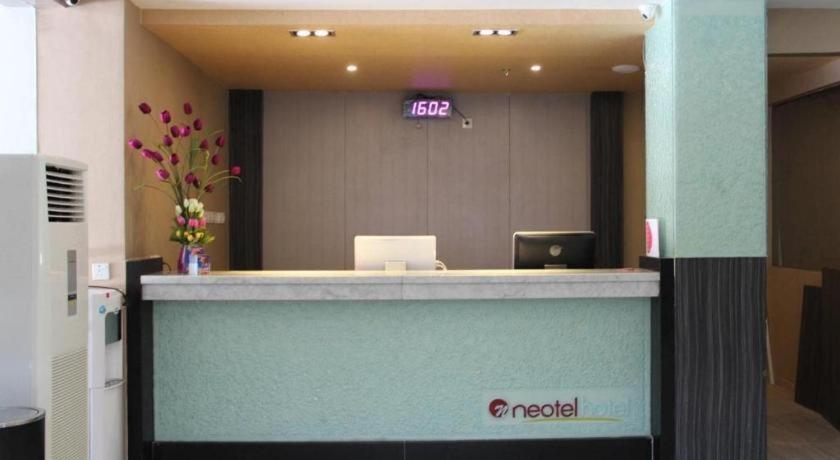 Tanjung Redep Neotel Hotel City Centre מראה חיצוני תמונה